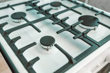 Jak wyczyścić ruszt kuchenki gazowej? - skuteczny poradnik