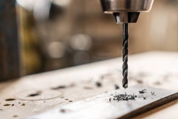 Jak wiercić w metalu? Wybór wiertła i kluczowe zasady