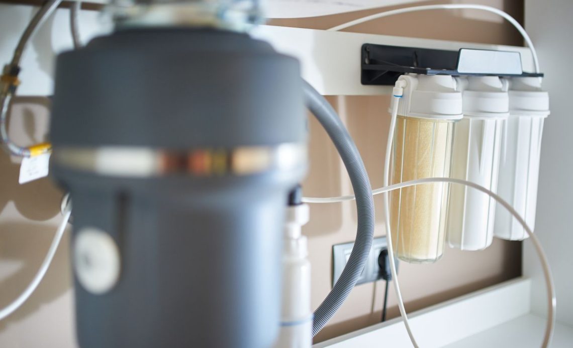 Filtr do wody pod zlew