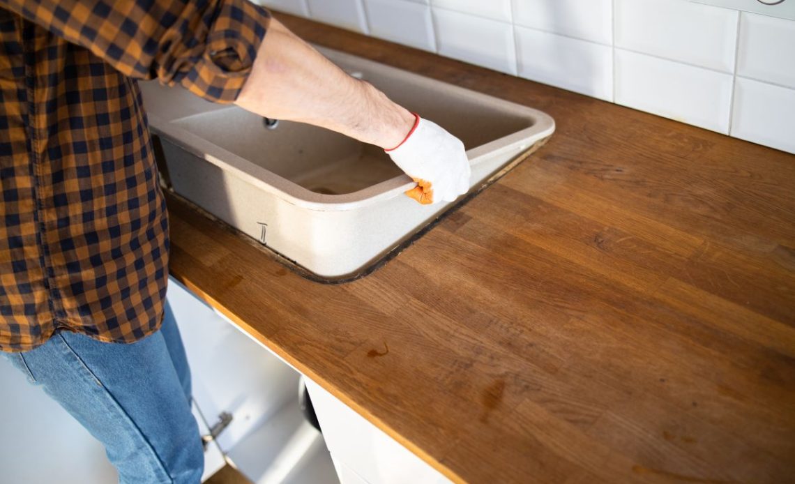 Otwór pod zlew w blacie