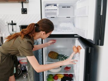Brak światła w lodówce – dlaczego oświetlenie nie działa?