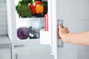 Dźwięk przelewania w lodówce – co dzieje się w układzie?