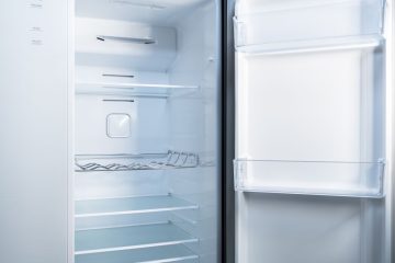 Odpływ w lodówce – gdzie się znajduje i jak o niego dbać?